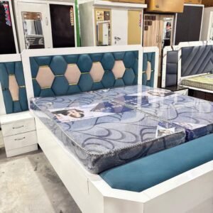 Royal Hexa Bed