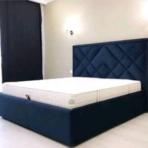 Royal Diamond Upholstered Bed